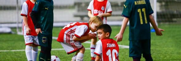 הופכים את משחקי הכדורגל של הילדים לאירוע: טיפים מגניבים שישדרגו את החוויה